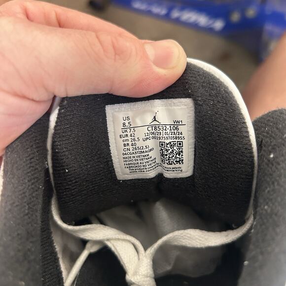 Nike Air Jordan 3 Retro OG “Cement Grey” main image 4